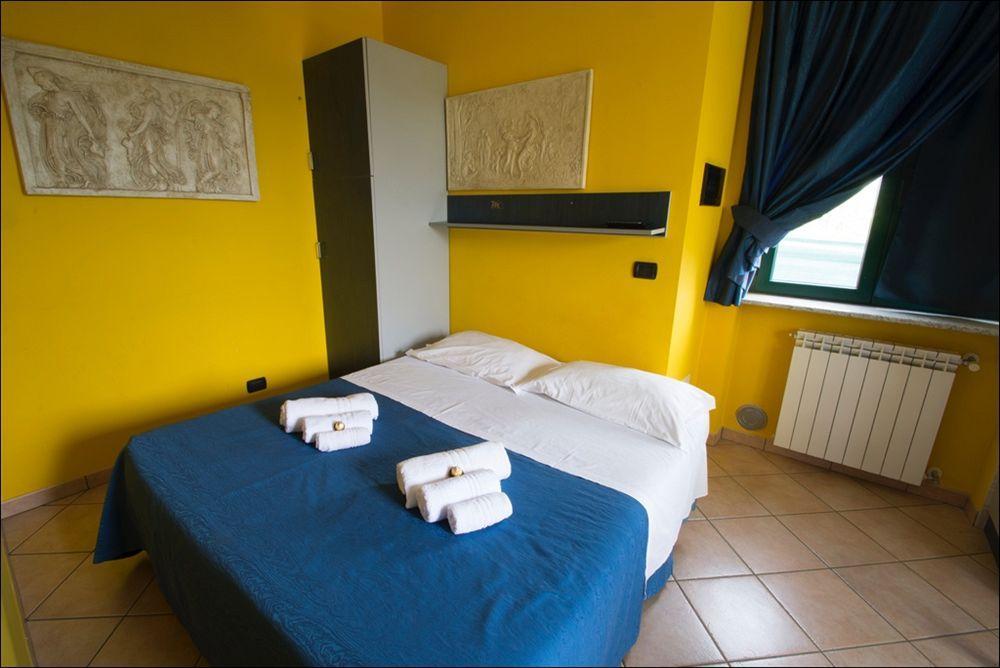 Hotel Motel Residence S Front Buitenkant foto